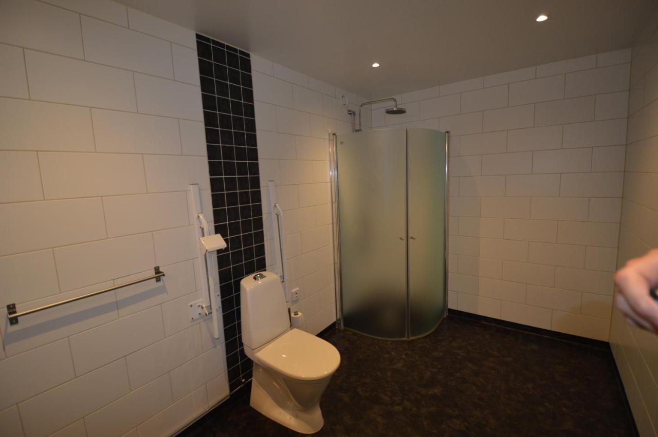 Hotell Gaestis Tierp エクステリア 写真